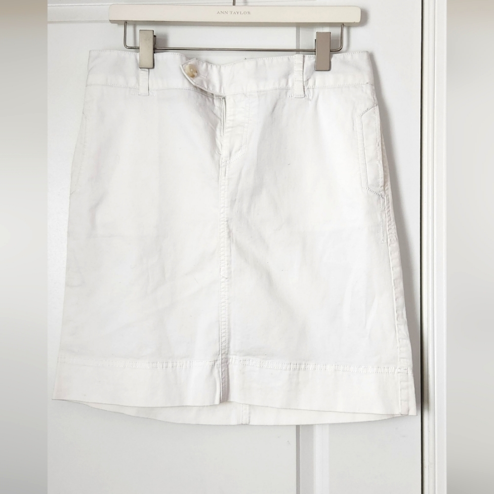 Dockers white skirt